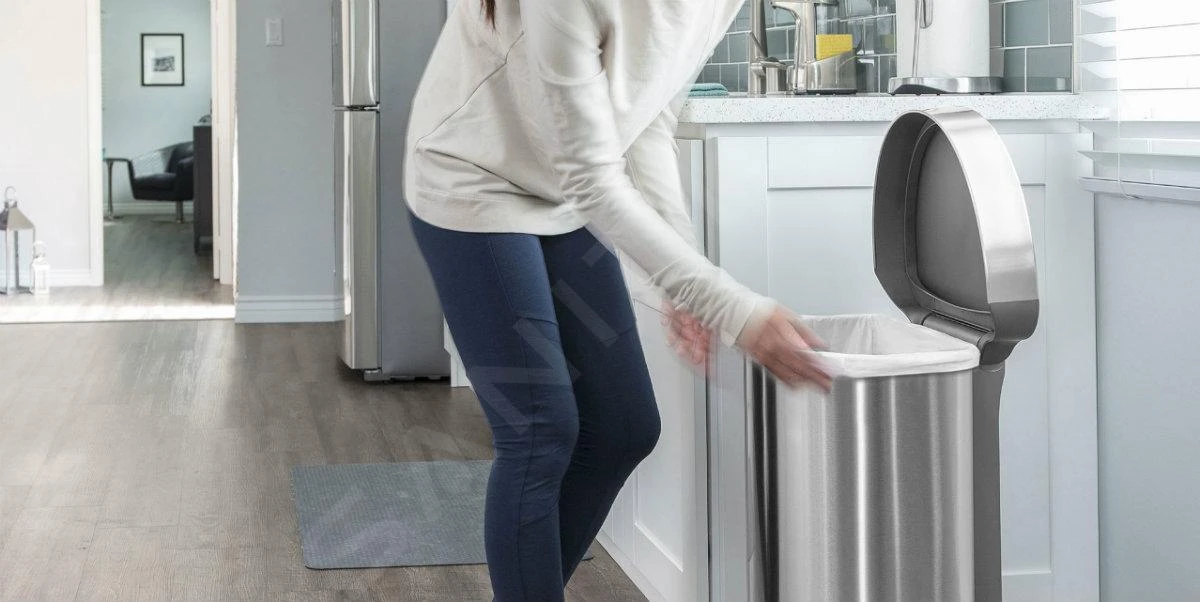 Simplehuman Afvalemmers - Afvalbak Met Sensor, 45 L, Gebrosteld Rvs ST2009 6 Simplehuman Afvalemmers - Afvalbak Met Sensor, 45 L, Gebrosteld Rvs ST2009 - Afbeelding 4