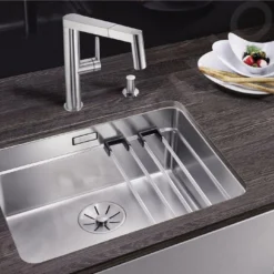 Blanco Etagon 500 - Spoelbak, 540x440 Mm, Met Verschillende Niveaus, Rvs 521841 -Exporteren Kraan Lux Winkel 705ffc91c103bfdfbbb3e8c9