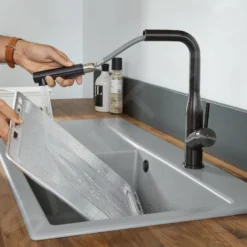 Villeroy & Boch Subway Style Shower - Keukenkraan Met Uittrekbare Sproeikop, Antraciet 92850005 -Exporteren Kraan Lux Winkel 7a13bd0b8bb00a9d9f9002a8