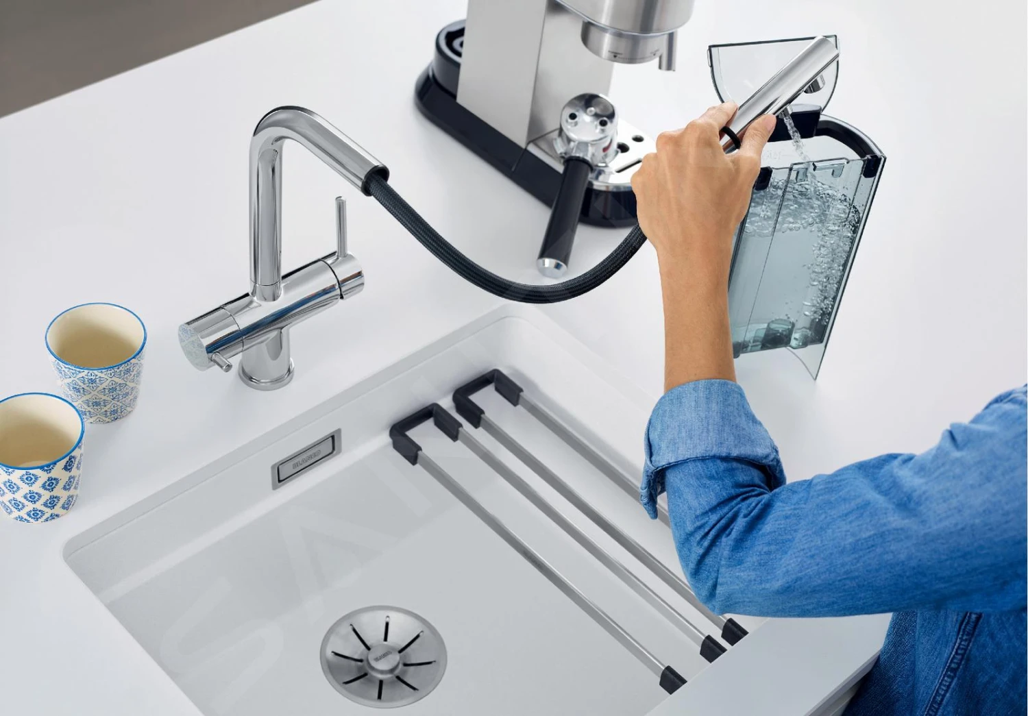 Blanco Fontas S II - Keukenkraan Met Uittrekbare Handdouche En Filter, Wit 525204 5 Blanco Fontas S II - Keukenkraan Met Uittrekbare Handdouche En Filter, Wit 525204 - Afbeelding 3